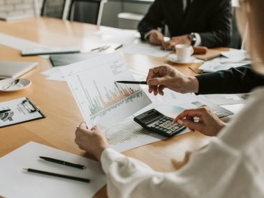 Budget cybersécurité PME 2026 : stats et checklist pour sécuriser CRM, acquisitions et projets clés avant de finaliser vos budgets.